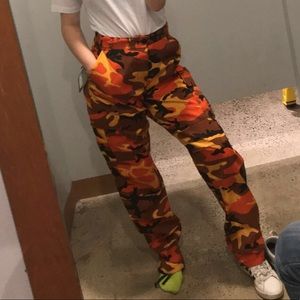 preLOVED orange camo pants